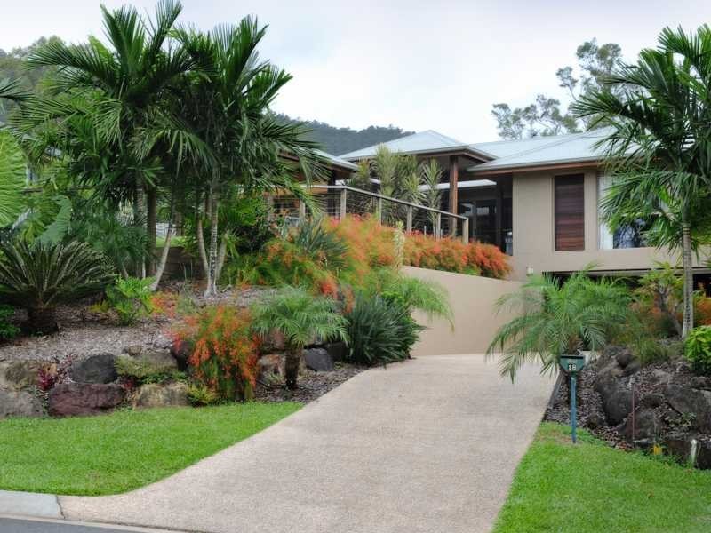 18 Wills Court, Cannonvale QLD 4802