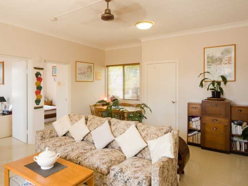 Unit 5/42 Coral Esplanade, Cannonvale QLD 4802