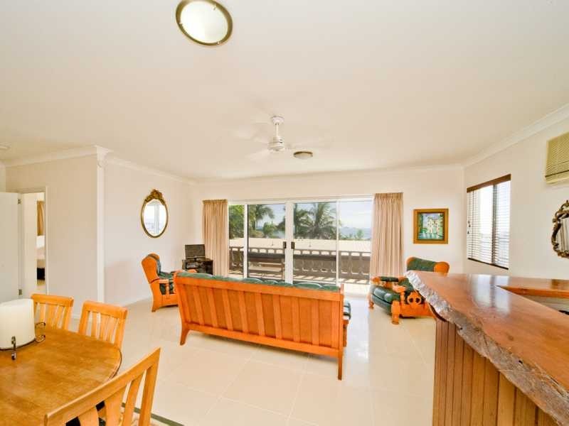 Unit 5/42 Coral Esplanade, Cannonvale QLD 4802