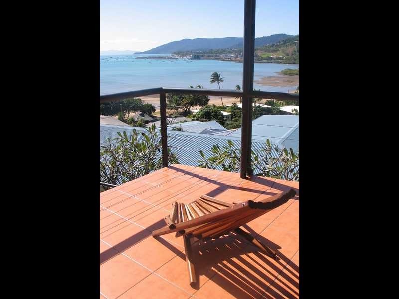 5 Stewart Drive, Cannonvale QLD 4802