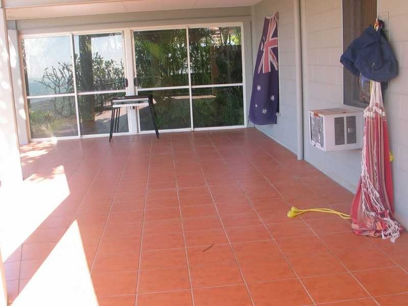 5 Stewart Drive, Cannonvale QLD 4802