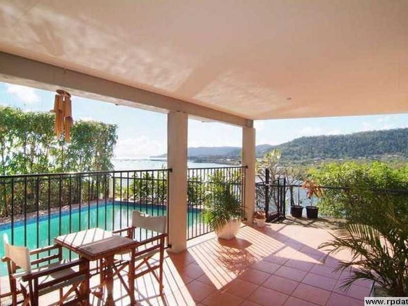 5 Stewart Drive, Cannonvale QLD 4802