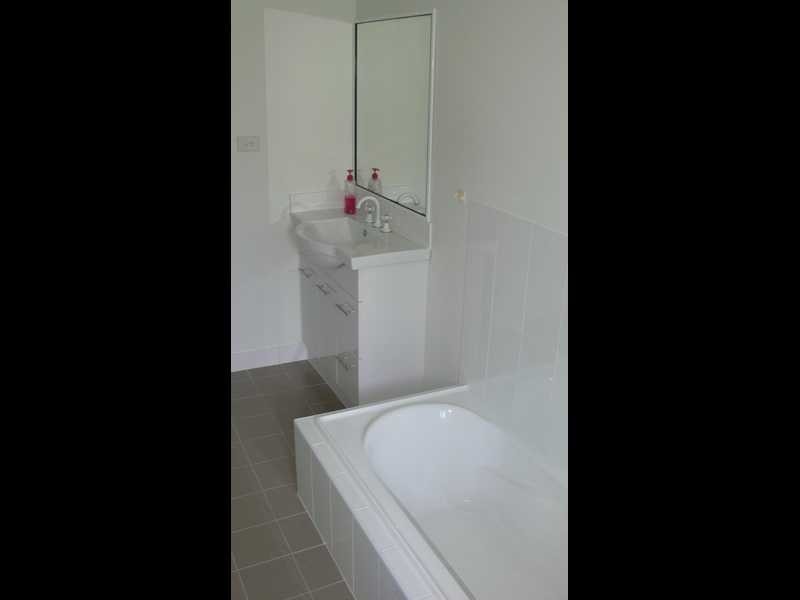 14 Daydream Court, Cannonvale QLD 4802