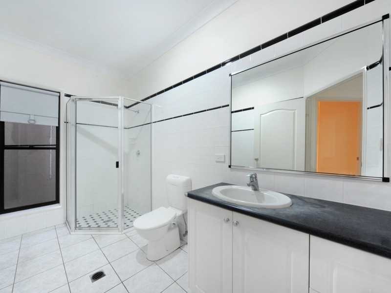 52 Valley Drive, Cannonvale QLD 4802