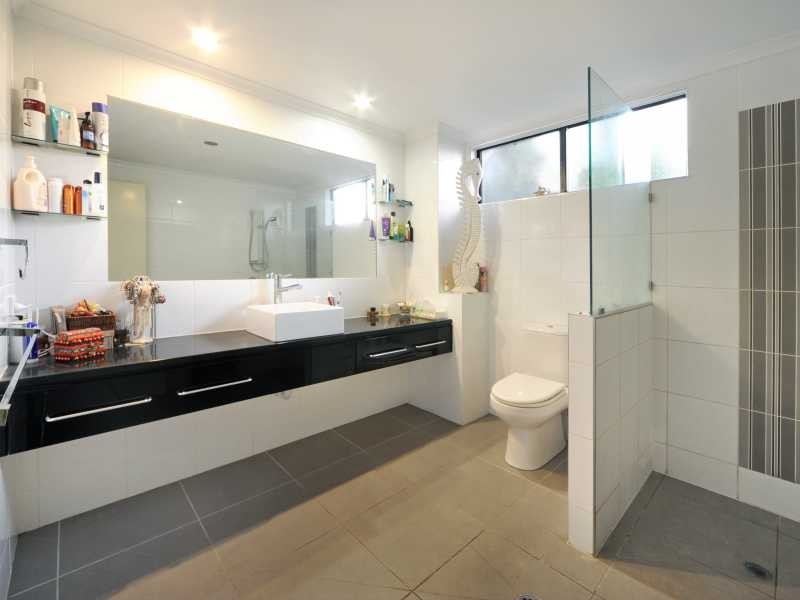 36A Eshelby Drive, Cannonvale QLD 4802