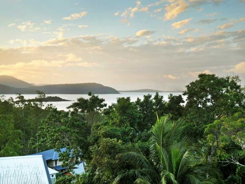 36A Eshelby Drive, Cannonvale QLD 4802