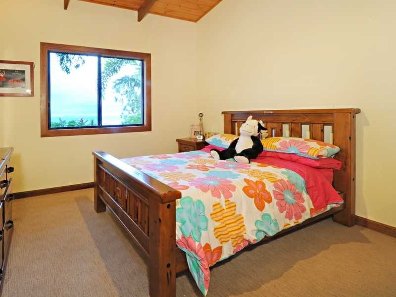 9 Wallaby Way, Cannonvale QLD 4802