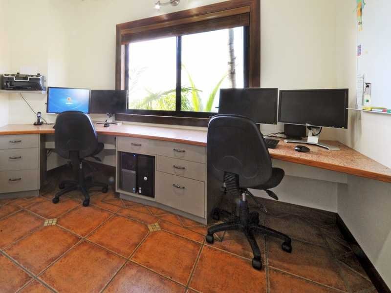 9 Wallaby Way, Cannonvale QLD 4802