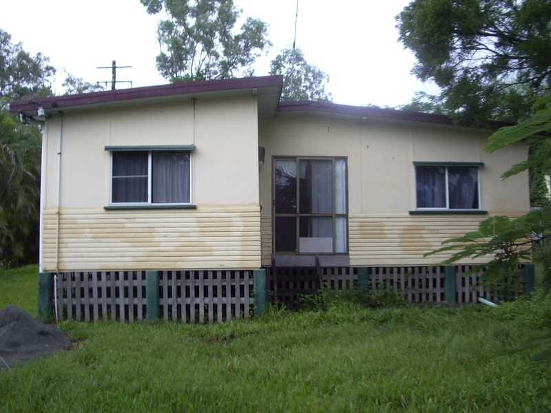 136 Shute Harbour Road, Cannonvale QLD 4802