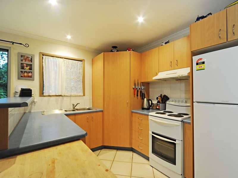 2 Picaninni Close, Cannonvale QLD 4802