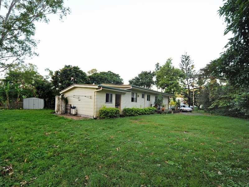 2 Picaninni Close, Cannonvale QLD 4802