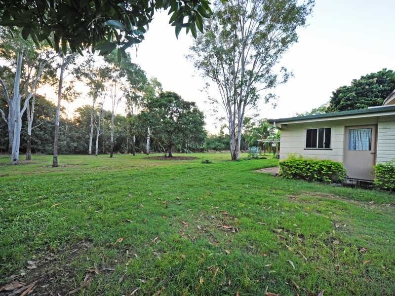2 Picaninni Close, Cannonvale QLD 4802