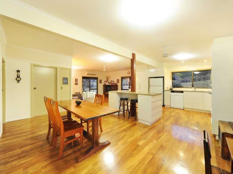 230 Duval Road, Preston QLD 4800