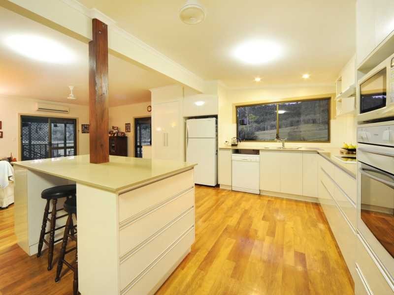 230 Duval Road, Preston QLD 4800