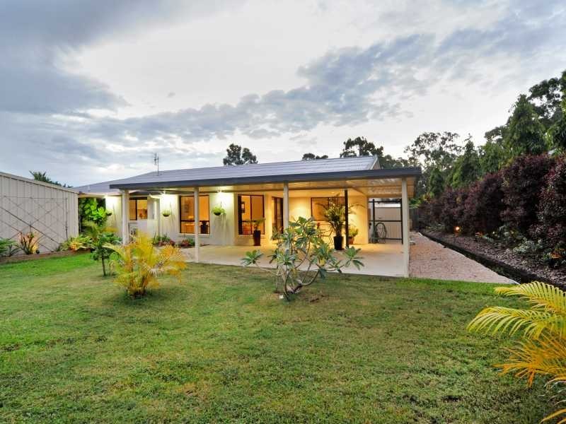 28 Links Drive, Cannonvale QLD 4802