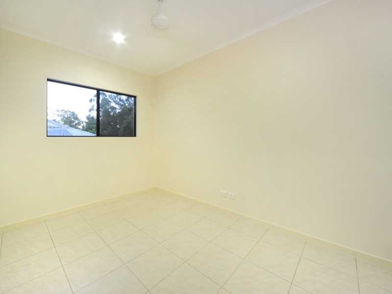 4 Hazelwood Crescent, Cannonvale QLD 4802