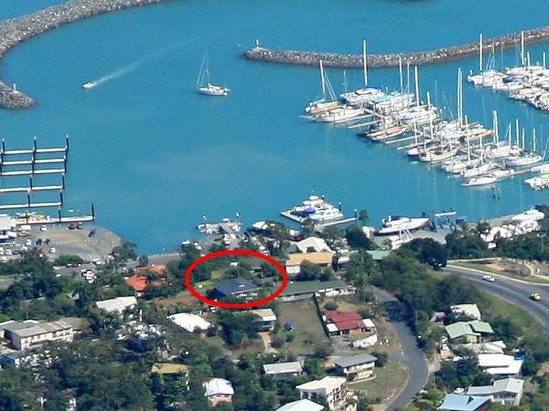 30 Airlie Crescent, Airlie Beach QLD 4802