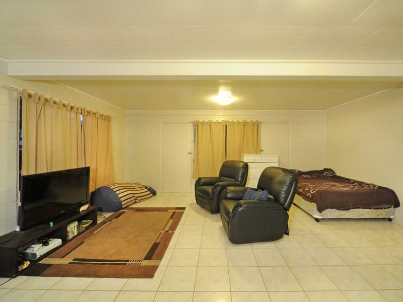30 Airlie Crescent, Airlie Beach QLD 4802