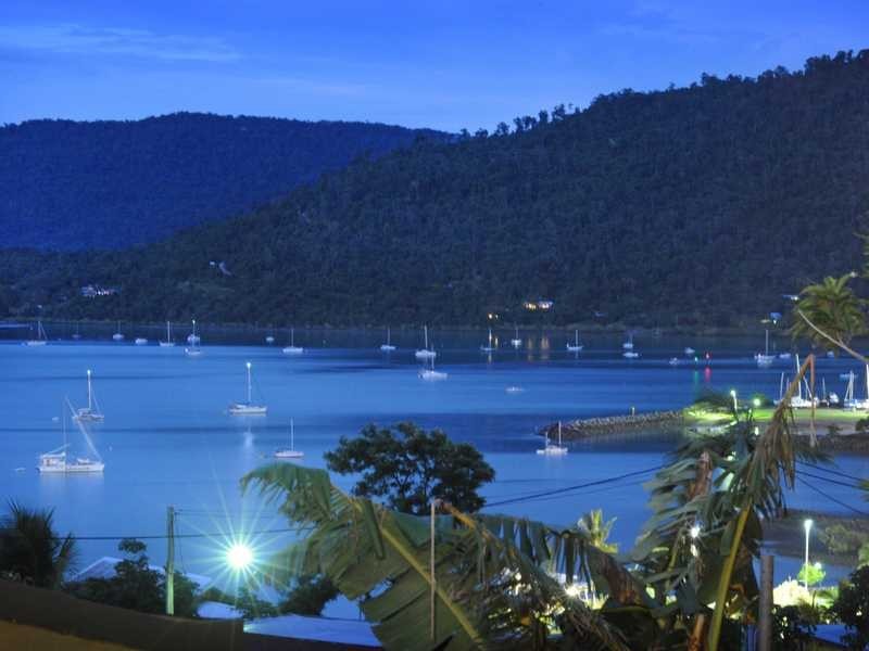 30 Airlie Crescent, Airlie Beach QLD 4802