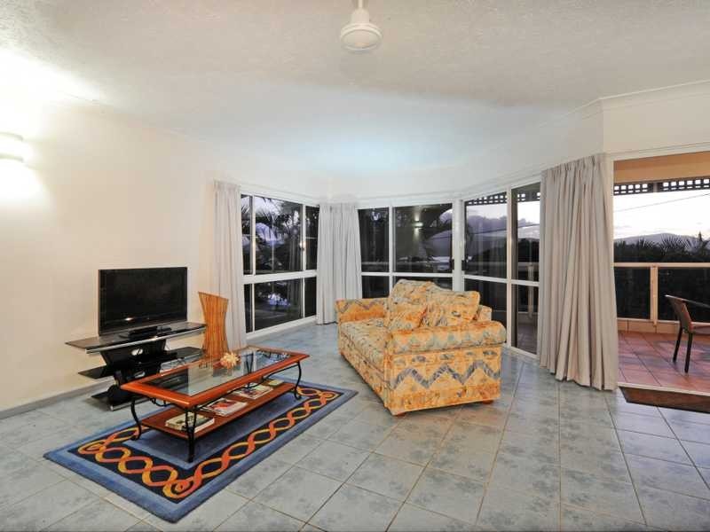 Unit 2/26 Airlie Crescent, Airlie Beach QLD 4802