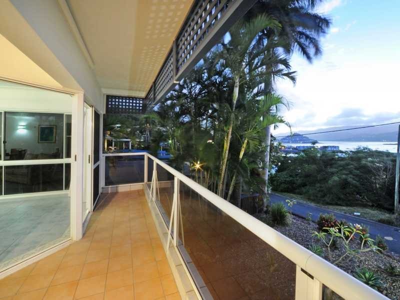 Unit 2/26 Airlie Crescent, Airlie Beach QLD 4802