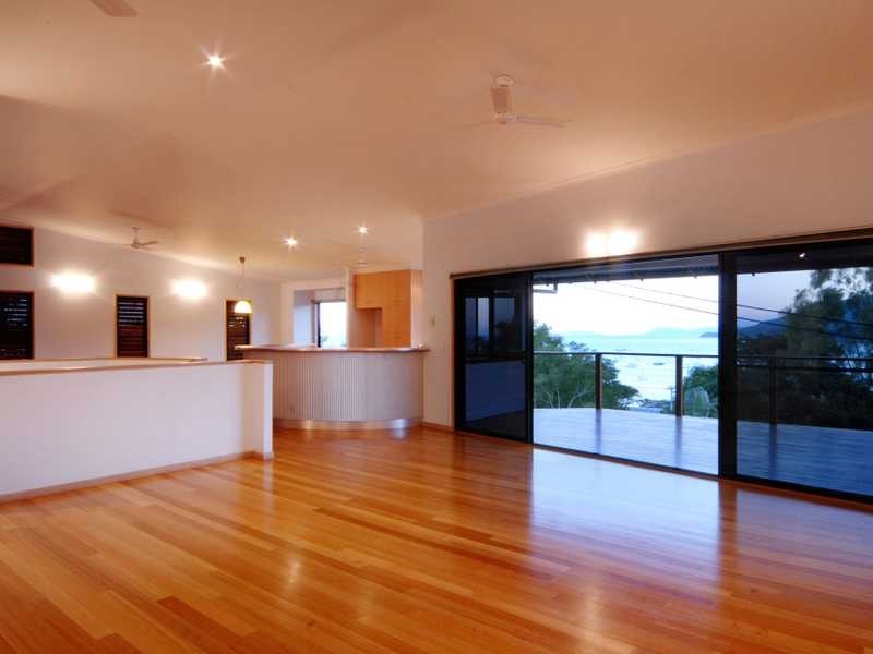 40 Airlie Crescent, Airlie Beach QLD 4802