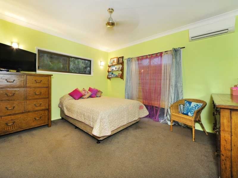 25 Wildlife Rd, Jubilee Pocket QLD 4802