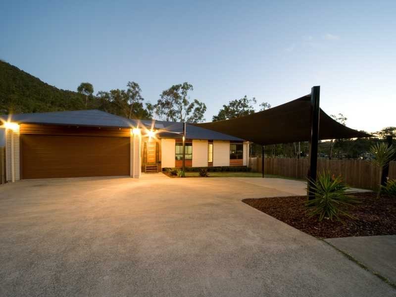 8 Jonquill Court, Cannonvale QLD 4802