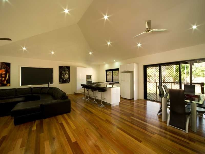 8 Jonquill Court, Cannonvale QLD 4802