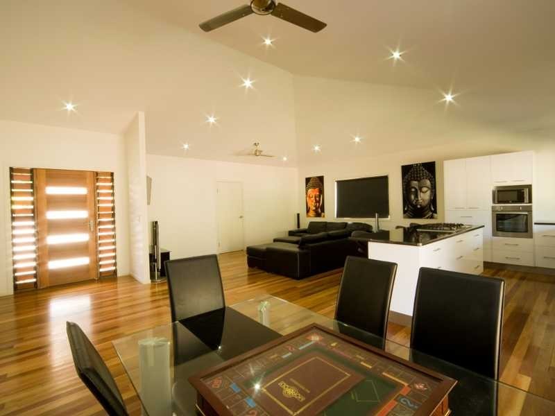 8 Jonquill Court, Cannonvale QLD 4802