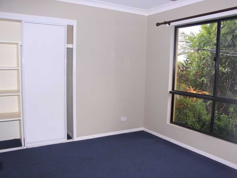 1/18 Banksia Court, Cannonvale QLD 4802