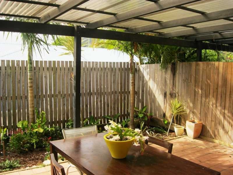 1/18 Banksia Court, Cannonvale QLD 4802