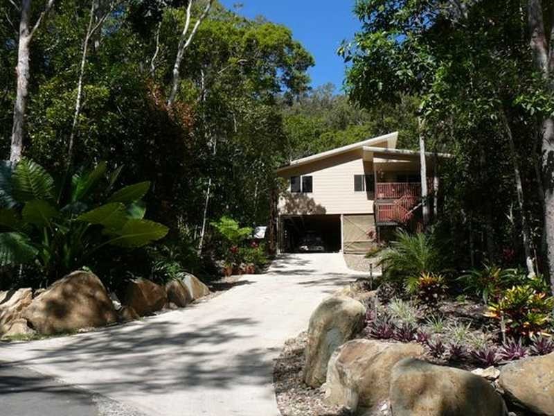 129 Kookaburra Drive, Cannon Valley QLD 4800