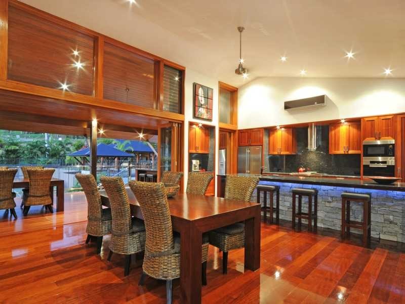 37 Ridgeview Road, Cannonvale QLD 4802