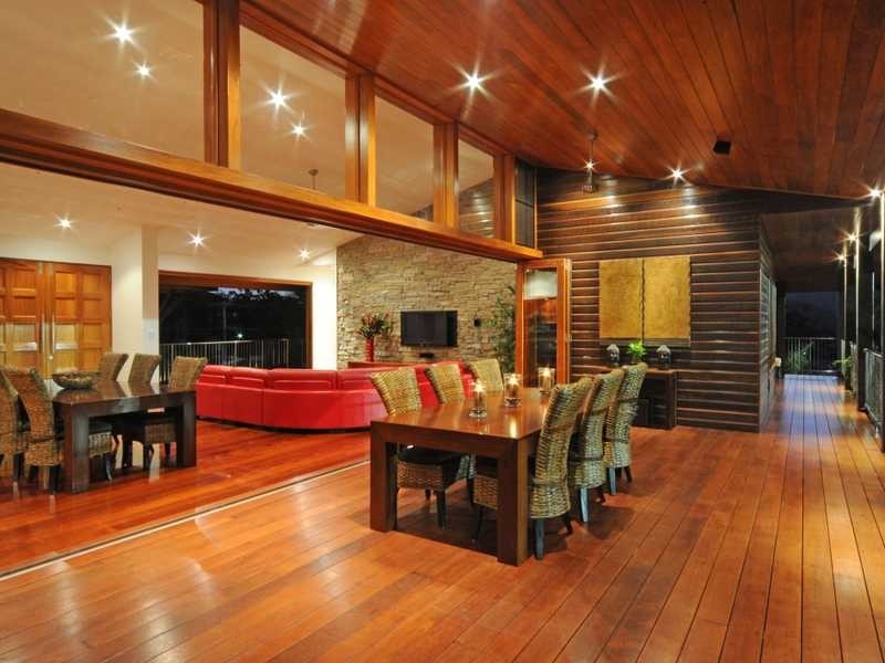 37 Ridgeview Road, Cannonvale QLD 4802