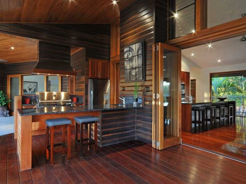 37 Ridgeview Road, Cannonvale QLD 4802