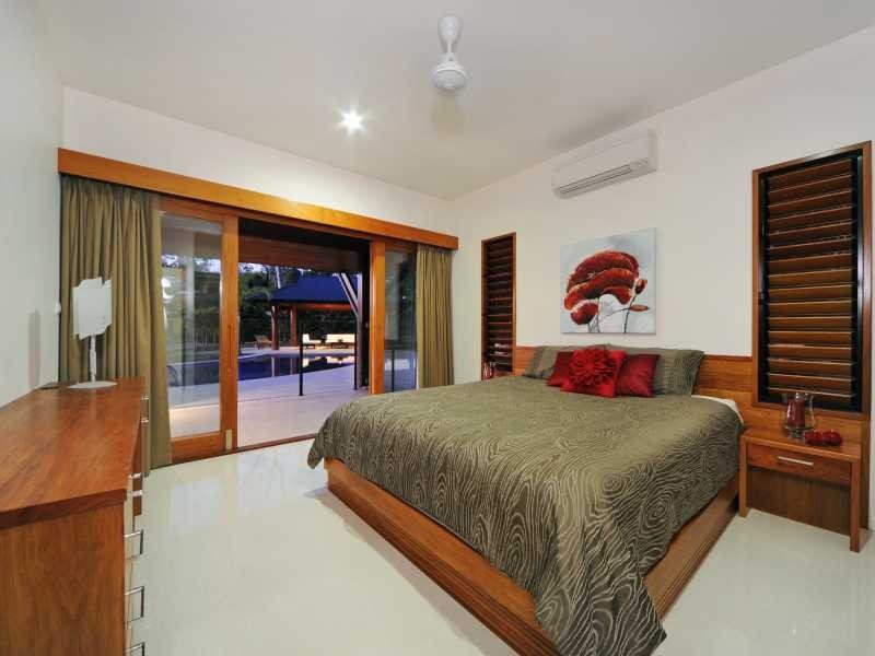 37 Ridgeview Road, Cannonvale QLD 4802