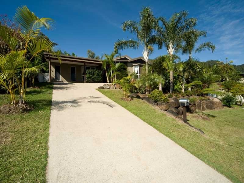 43 Country Road, Cannonvale QLD 4802