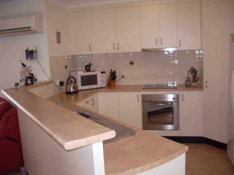 Unit 1/20 Banksia Court, Cannonvale QLD 4802