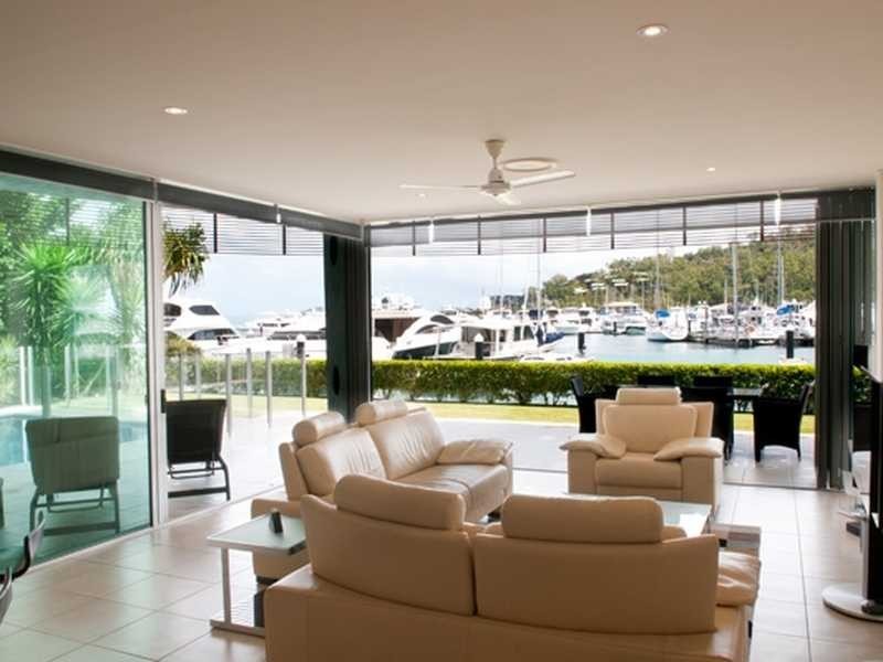 Unit 2/1 Airport Drive, Hamilton Island QLD 4803