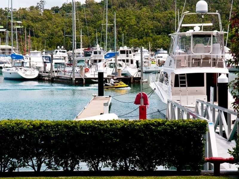 Unit 2/1 Airport Drive, Hamilton Island QLD 4803