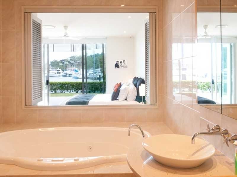 Unit 2/1 Airport Drive, Hamilton Island QLD 4803