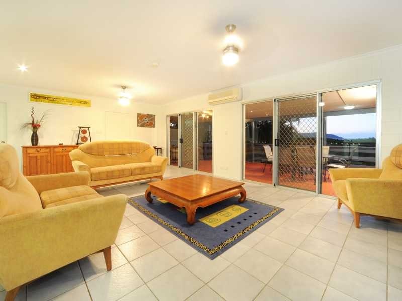 37 Macarthur Drive, Cannonvale QLD 4802