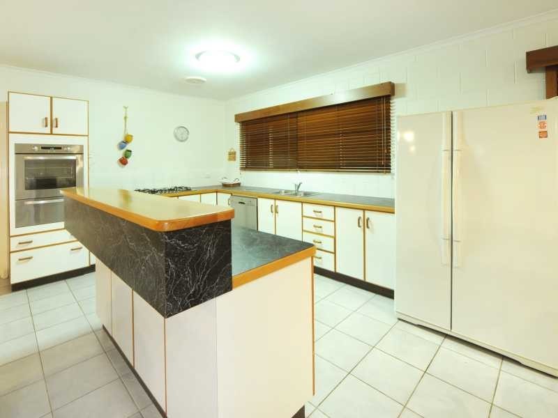 37 Macarthur Drive, Cannonvale QLD 4802