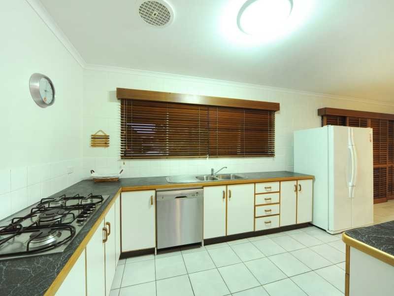 37 Macarthur Drive, Cannonvale QLD 4802