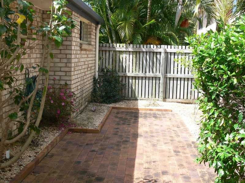 Unit 5/10 Erromango Drive, Jubilee Pocket QLD 4802