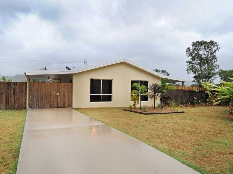 42 South Molle Blvd, Cannonvale QLD 4802