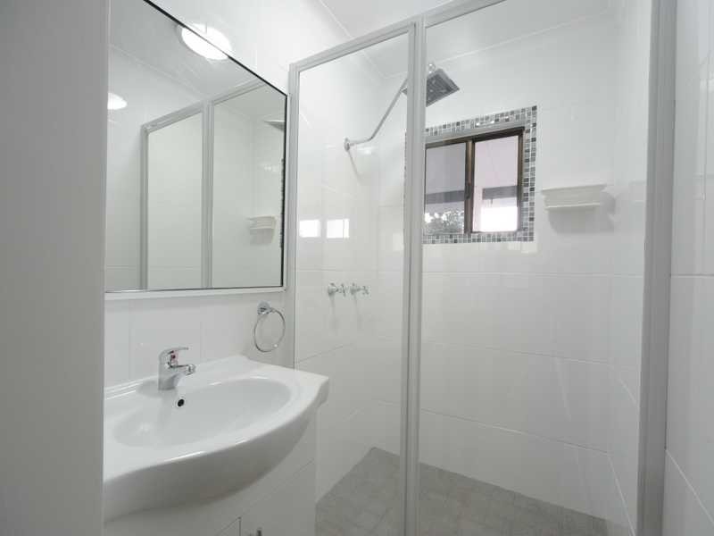 65 Jasinique Drive, Flametree QLD 4802