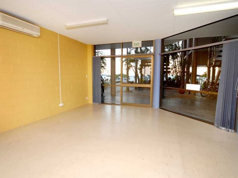 Unit 1/44 Coral Esplanade, Cannonvale QLD 4802