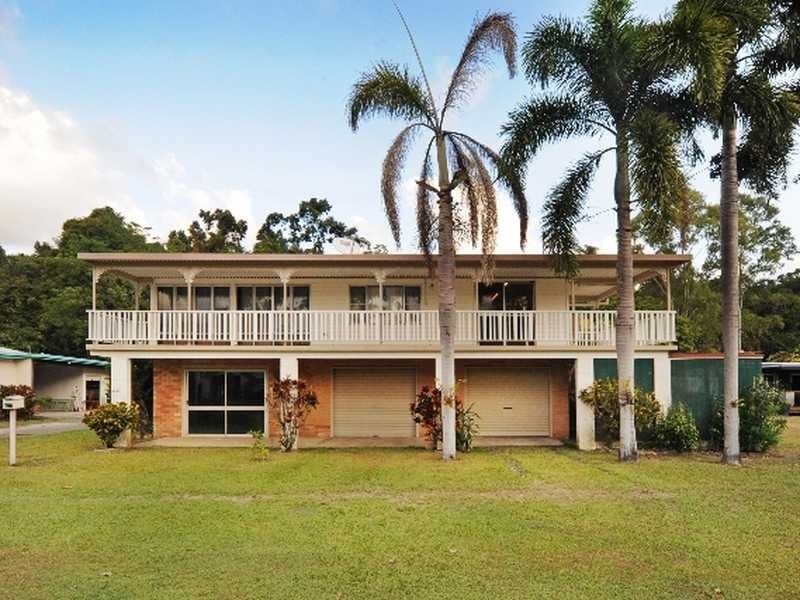 52 Davison Rd, Wilson Beach QLD 4800